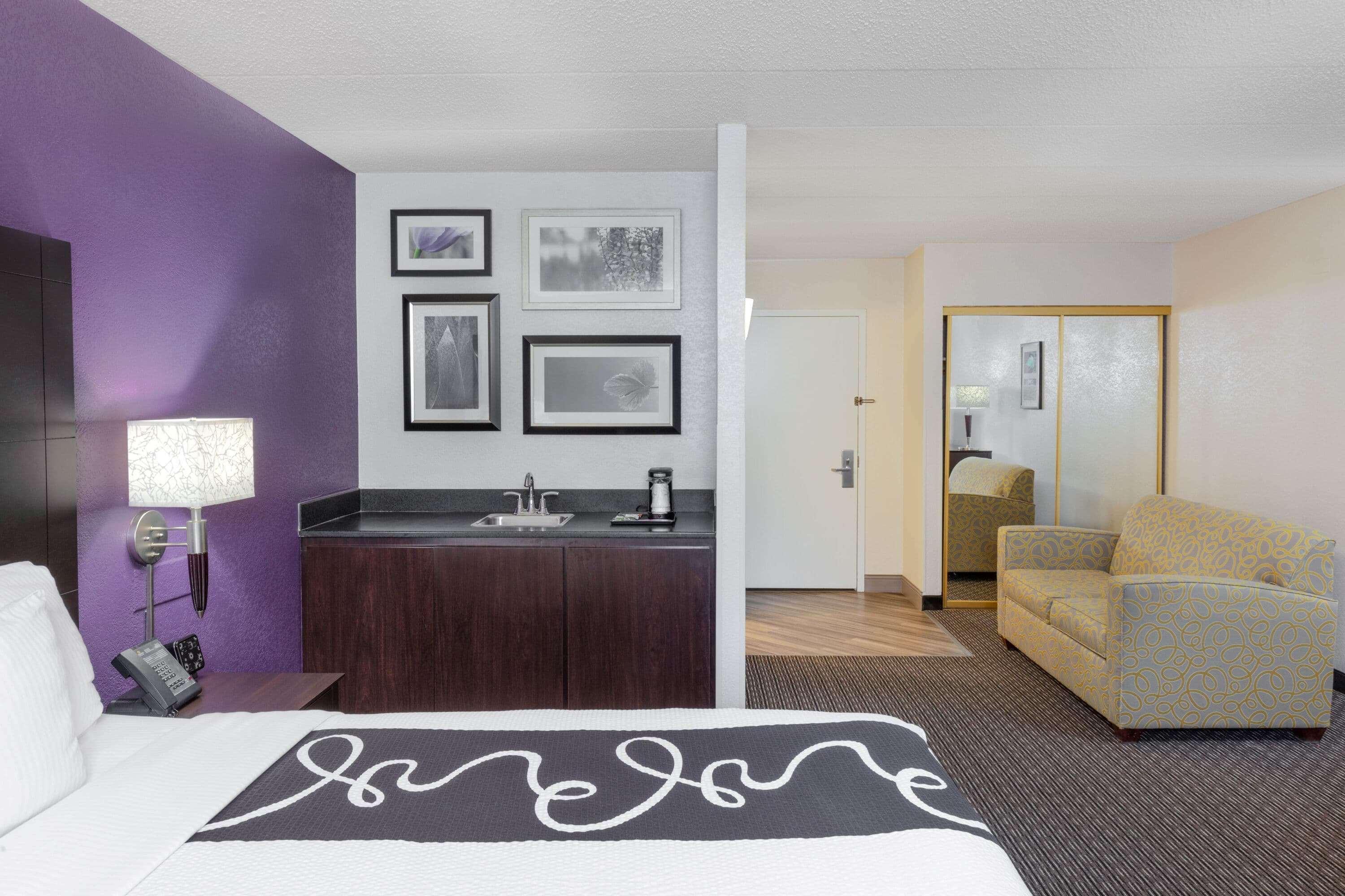 La Quinta By Wyndham Clifton/Rutherford Exterior photo