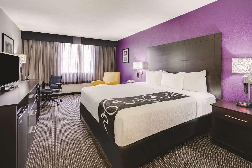 La Quinta By Wyndham Clifton/Rutherford Room photo
