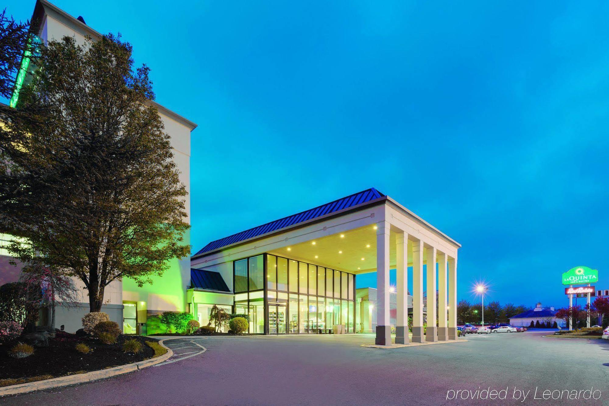 La Quinta By Wyndham Clifton/Rutherford Exterior photo